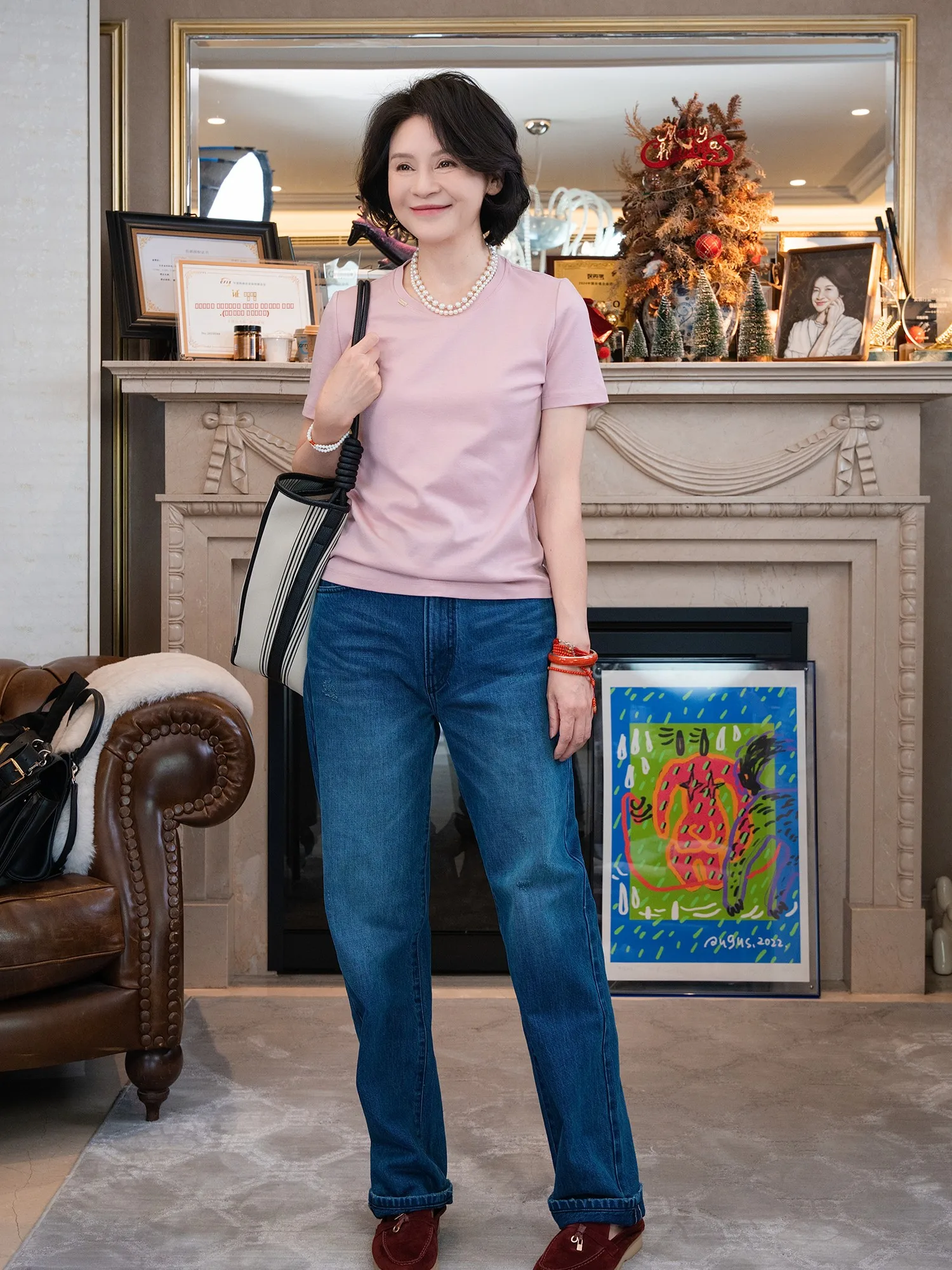 

Летняя универсальная классическая футболка с круглым вырезом Dopne для женщин, модель Cleanfit Stand Edition RuienCo.