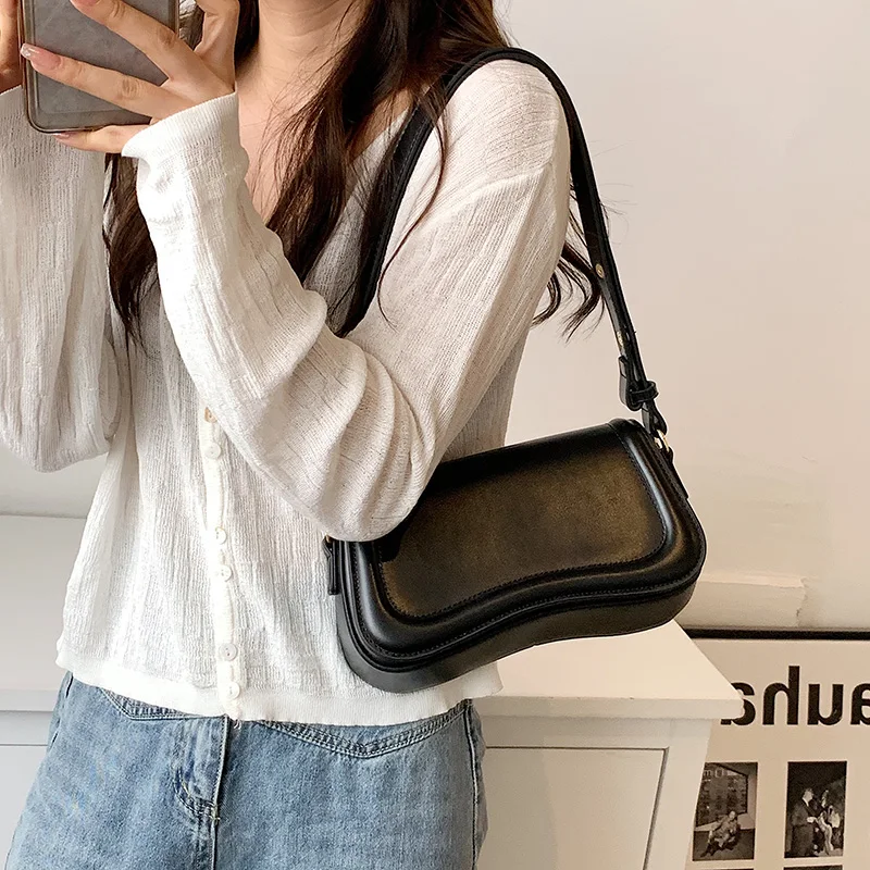 MOODS Flap Crossbody Bags For Women Pure Color PU Leather Armpit Shoulder Bag 2023 Latest Fashion Small Saddle Handbags Female