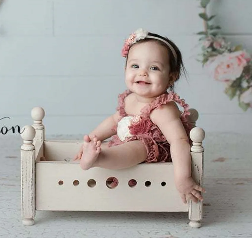 Baby Photography Props Wooden Bed Baby Full Moon Hundred Days Baby New European and American Style Distressed Photogragh