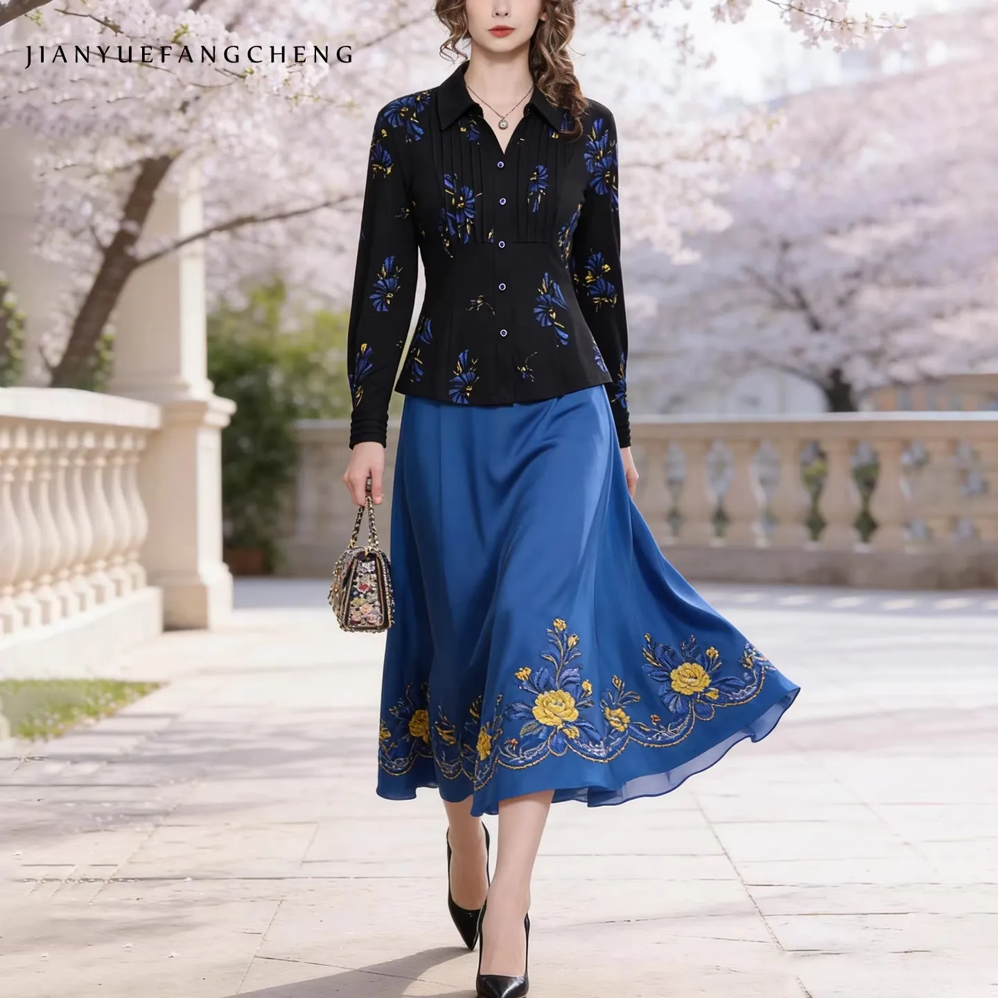 2026 Spring Women's Inch Shirt Printed with Elastic Flower Pattern for Skinny and Elegant Black European Professional Top