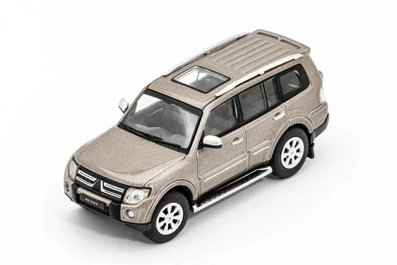 Shadow Pro 1:64 Pajero V97 Druckguss-Modellauto