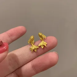 Stylish Metal Goldfish Stud Earrings for Women 2024 Koi Earring Personalized Fashionable Versatile Travel Beach Jewelry