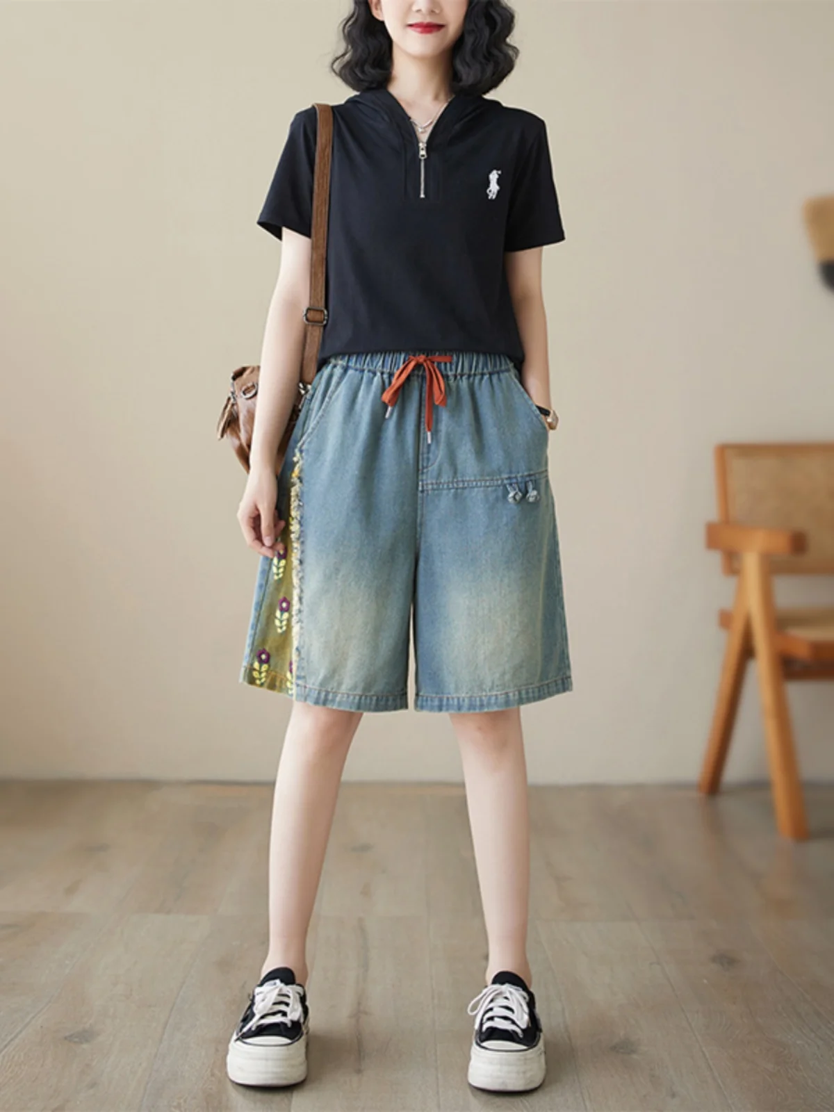 

Women's Denim orts Summer New Loose Slim Elastic Waist Embroidered Five-Button Color Blo Pants High Waist Blue Jeans