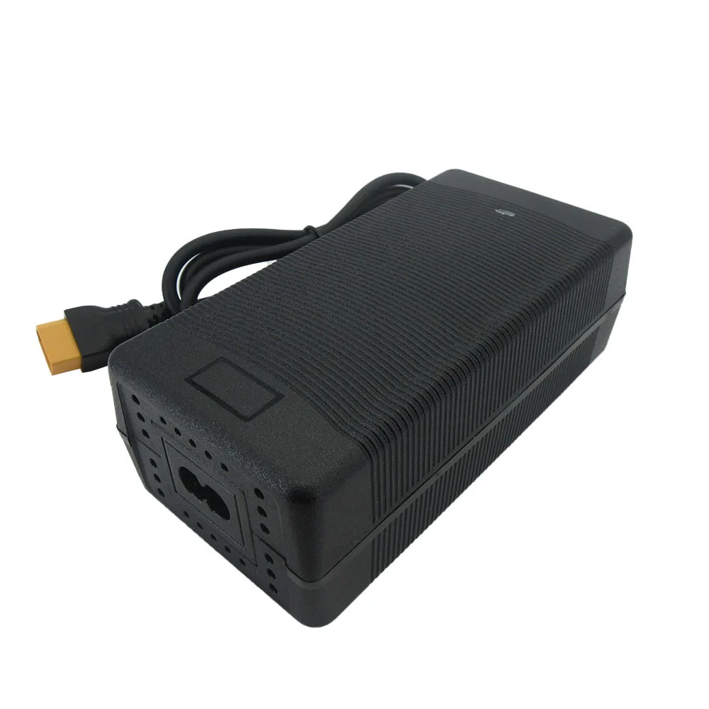 25.2 فولت 5A شاحن ليثيوم تيار مستمر XT60 موصل ل 22.2 فولت 21.6 فولت 6 ثانية شاحن بطارية ليثيوم أيون مع مروحة الولايات المتحدة الاتحاد الأوروبي المملكة المتحدة الاتحاد الأفريقي التوصيل