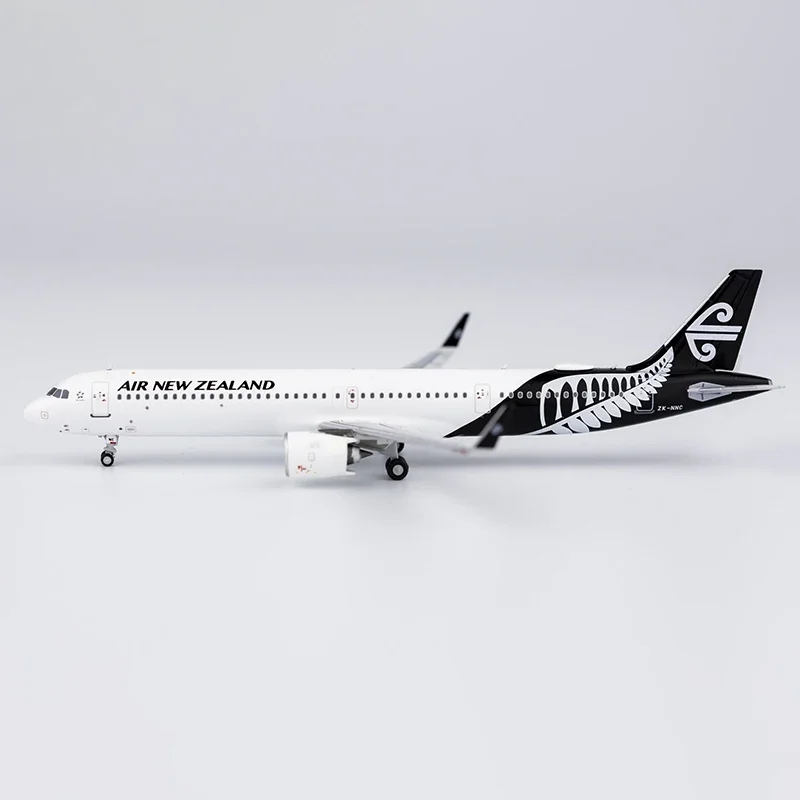 

1/400 Scale NG 13058 Air New Zealand Airbus A321neo ZK-NNC Finished Alloy Die Cast Passenger Aircraft Model Collection Toy Gift