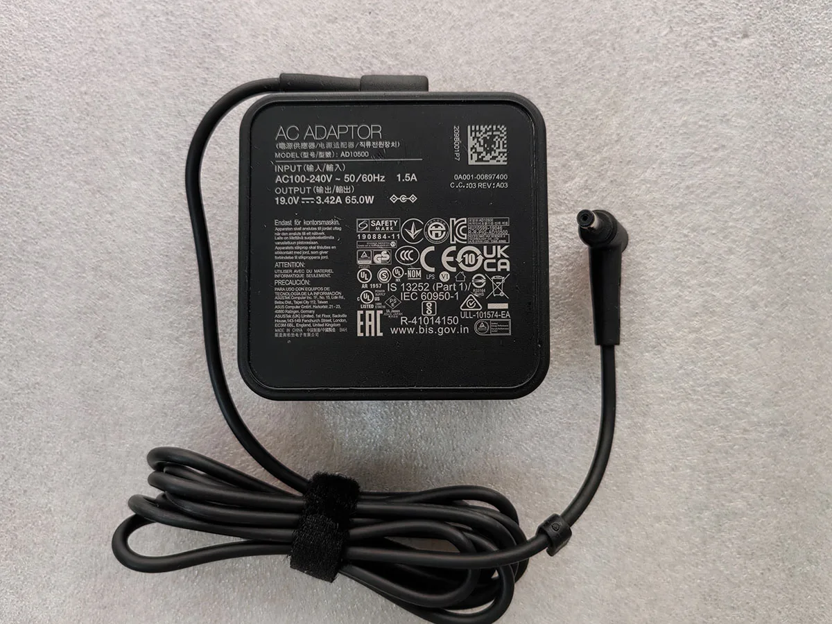 

OEM 19V 3.42A 65W AD10500(4.0mm*1.35mm) 0A001-00897400 190884-11 AC Adapter For ASUS Zenbook UX331UA-DS71 Notebook Charger