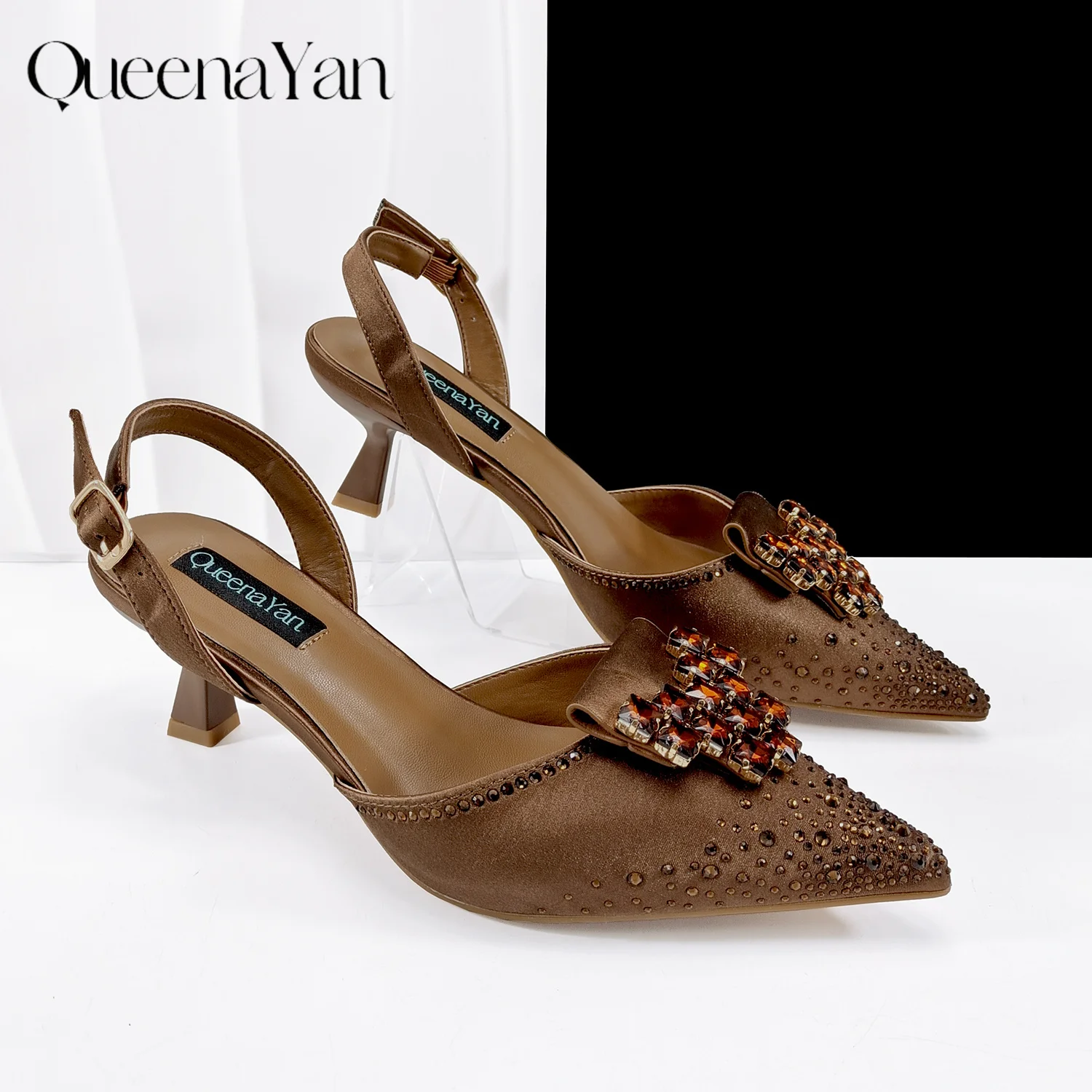 

Queena Yan, элегантная вечерняя женская обувь на высоком каблуке, изысканная женская обувь со сверкающими бриллиантами, дизайнерская повседневная обувь с острым носком