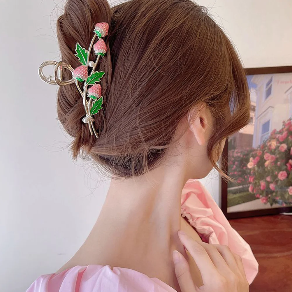 

2pcs Strawberry Claw Clips Large Pink Red Kawaii Styling Accessories Nonslip Metal Hairpins For Thick Hair Women