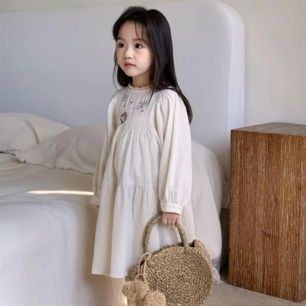 

Embroidered Flowers Lace Princes Dress Pleated Loose Girls Long Dress Sweet A-line Children Long Sleeved Dress Holiday