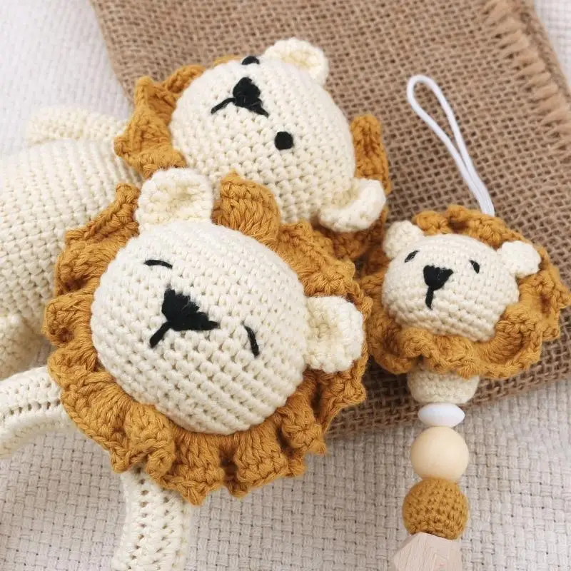 Q22d Baby Pacifier Clip Crochet-Lion Doll Dollable Leafle Bell-Bell Soother Toy