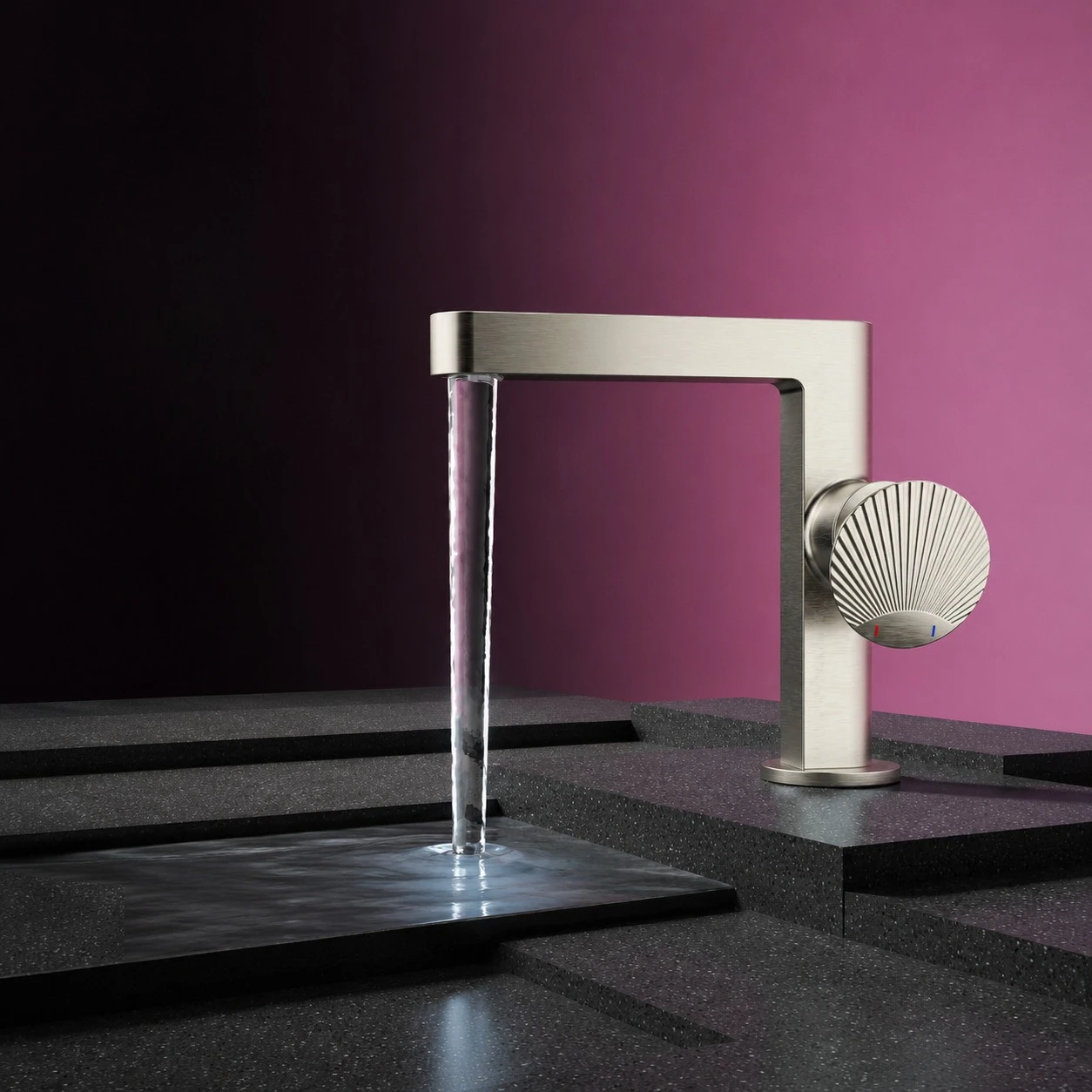 New Shell-Shaped Solid Brass Sink Faucet for Bathroom Vanity: Single-Hole Hot/Cold Sink Faucet
