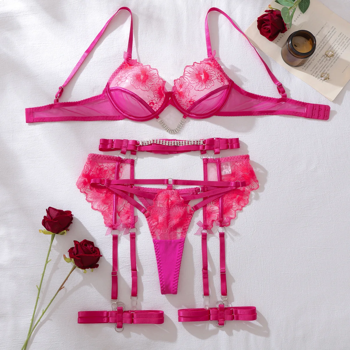 Bright Diamond Chain Accessories Flower Embroidery Perspective Splicing Wrinkle Pure Desire Bow Sexy Underwear Four Piece Set