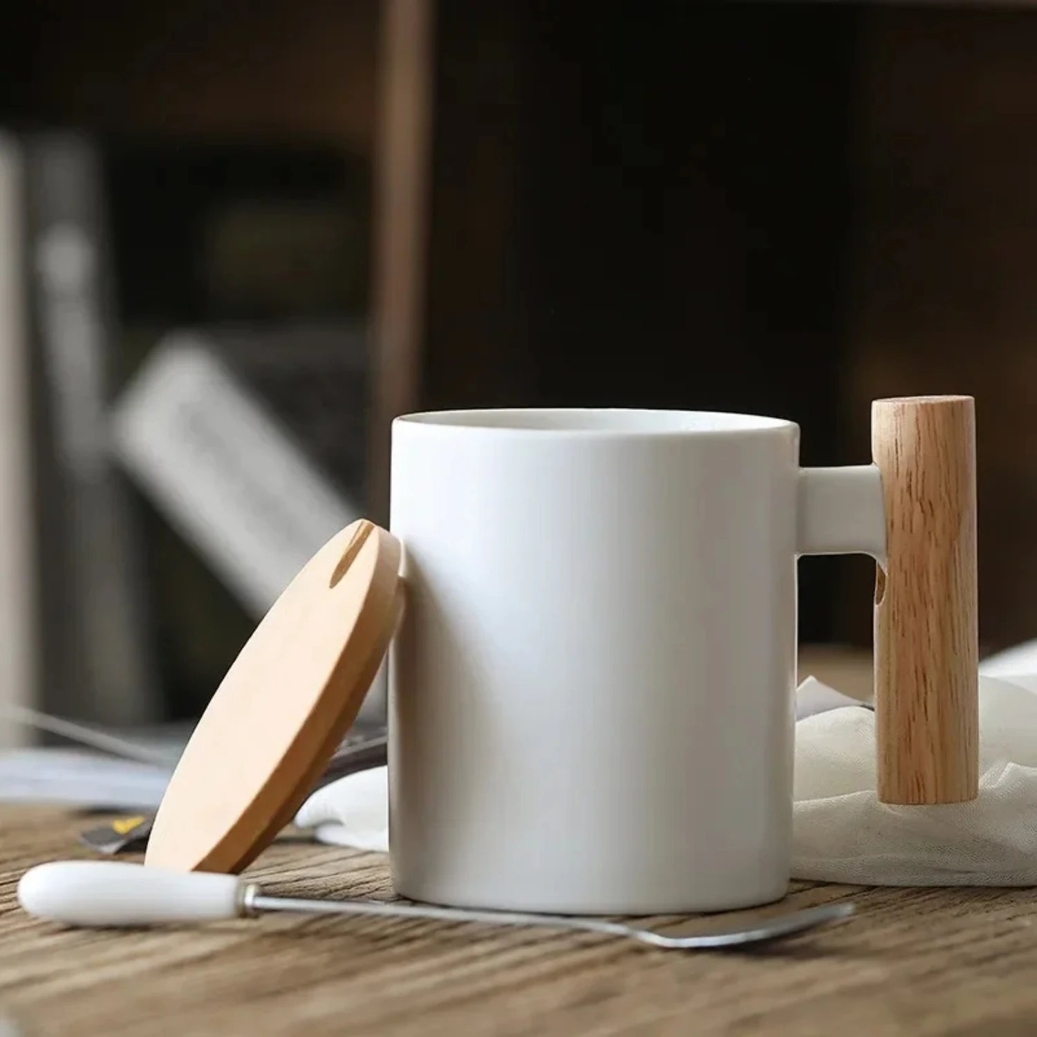 Elegant 310ml Ceramic Coffee Cup with Wooden Handle, Lid, and Spoon - Perfect for Coffee or Milk, Ideal for Couples - Stylish Of