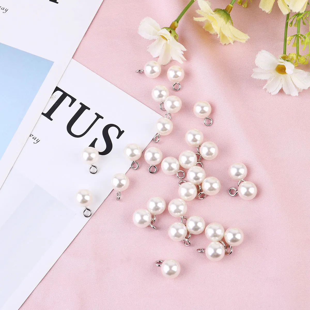 

100Pcs Simulated Pearl Pendant Durable Material DIY Jewelry Accessory Half Hole for Earring Necklace White 0.8x0.8cm