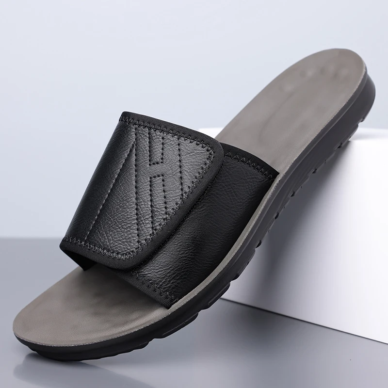 

Ultra Light Men Thong Slippers Portable Easy To Carry Non-slip Flip Flops Comfort Footwear for Travel and Outdoor Sports