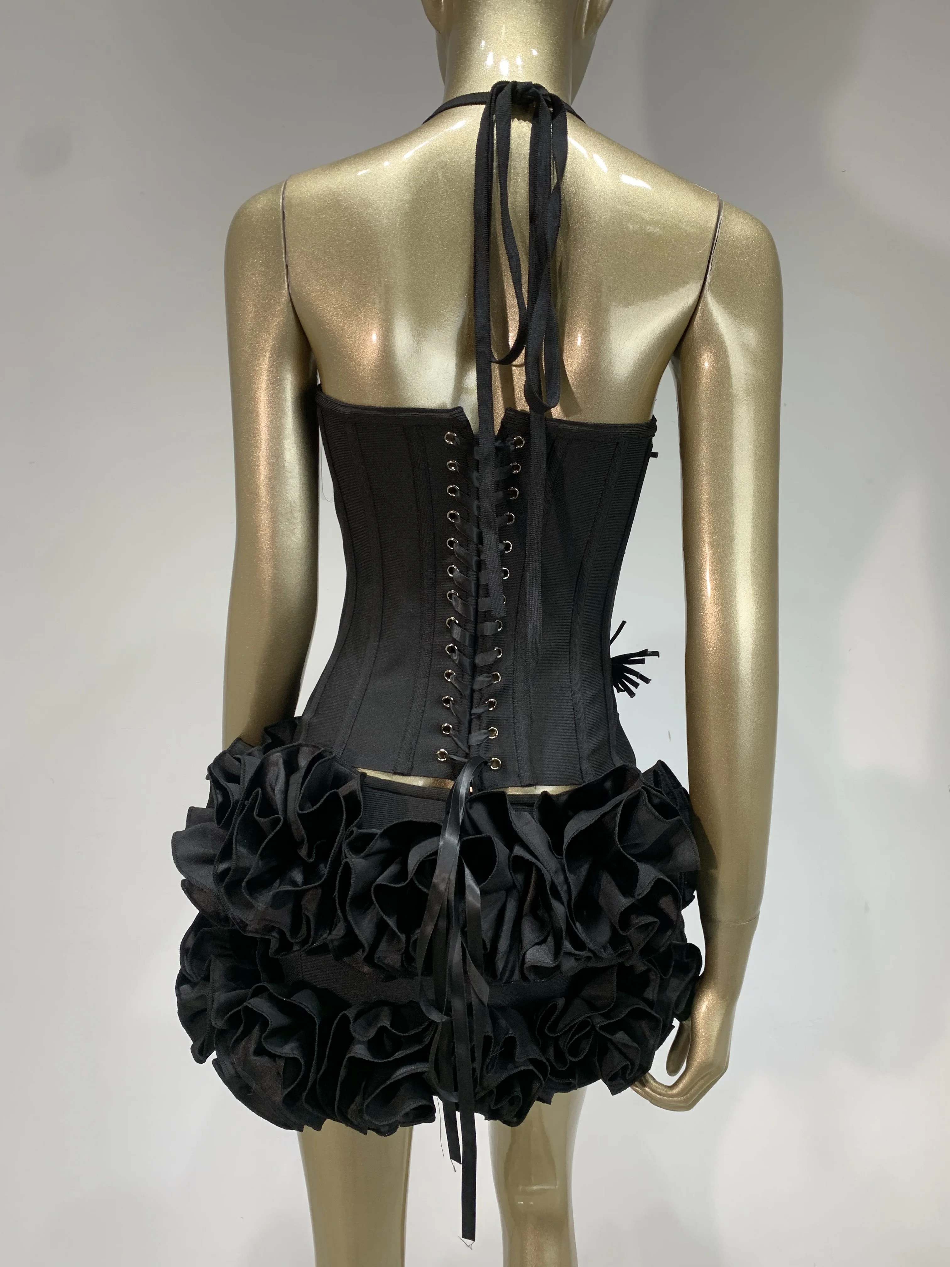 المرأة مثير الرسن عارية الذراعين جلد زهرة سوداء صغيرة قطعتين تنورة ضمادة مجموعة 2025 المشاهير مصمم أزياء المرأة مجموعة #5