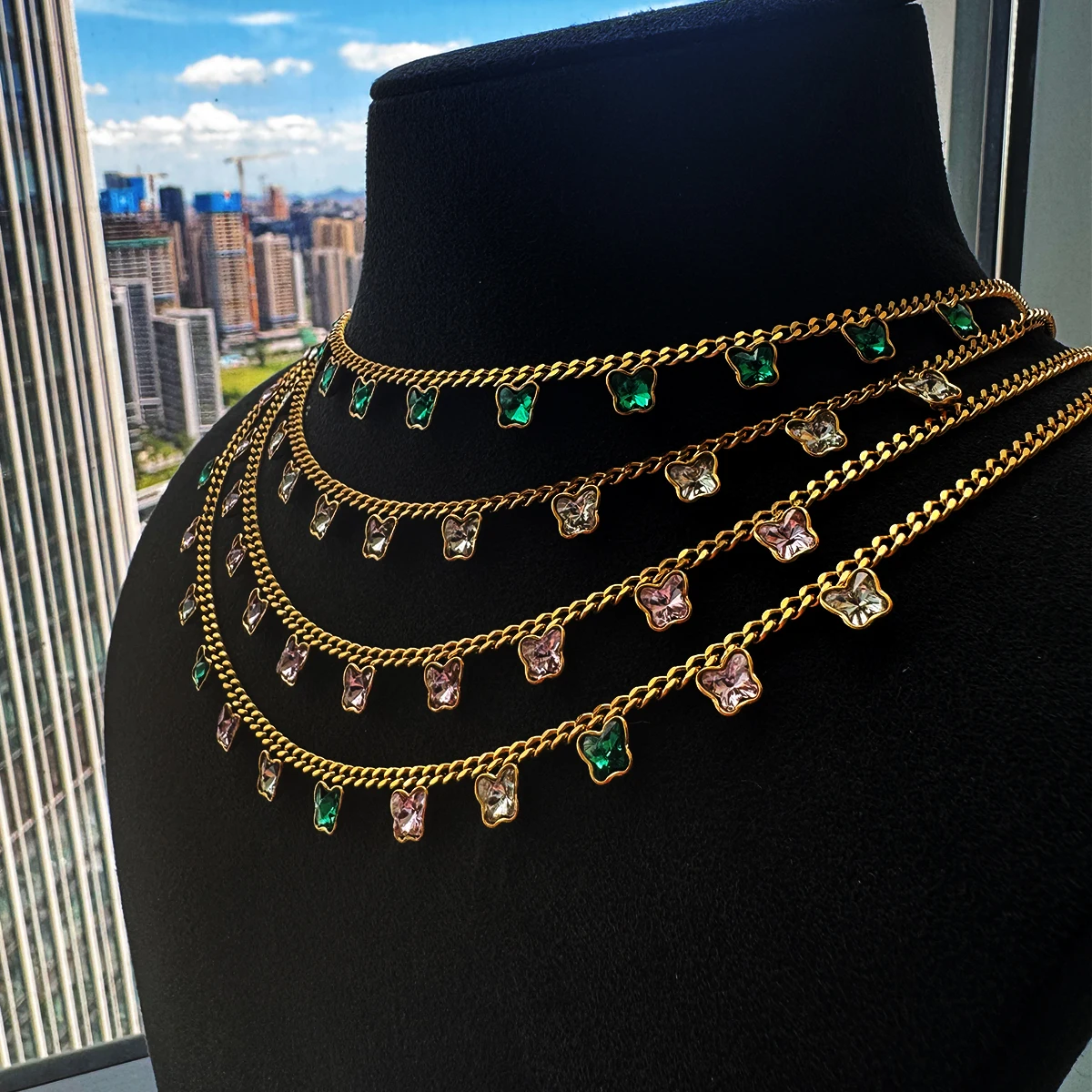 Luxury Zircon จี้ผีเสื้อสร้อยคอผู้หญิงสแตนเลสสตีลสีสร้อยคอสร้อยคอ 2025 ใหม่เครื่องประดับงานแต่งงาน