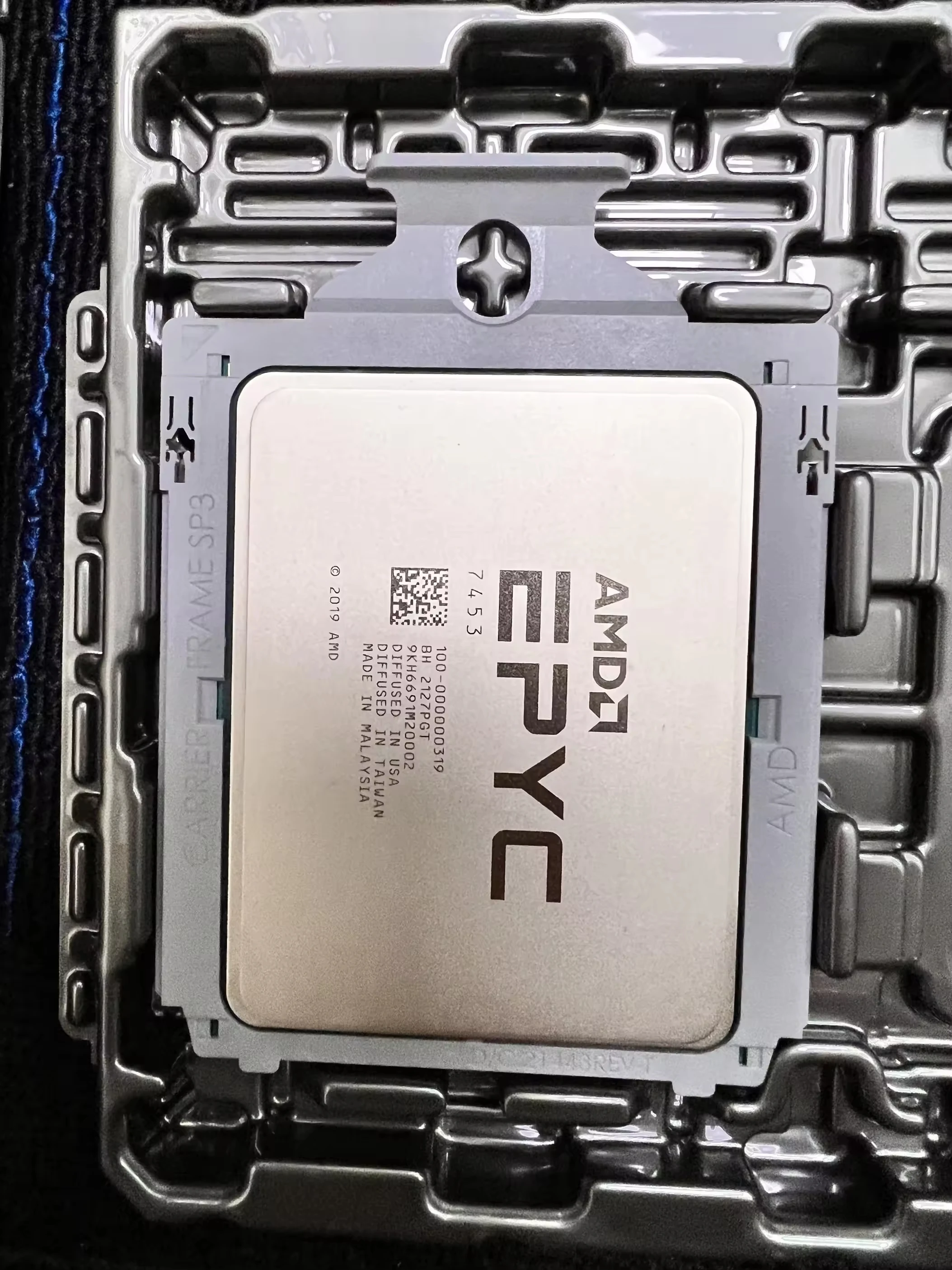 Hot Sell Amd Epyc 7002 Series EpyC 7282 7302 7532 7542 7K62 7H12 7B12 16/32/48/64cores Cpu for Server Processor
