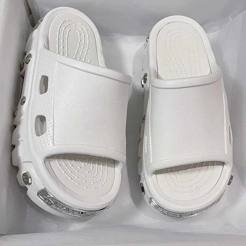 Women's Sandals Fashion Platform Slippers Punk Style Rivet Women's Shoes Increase Height Thick Soled EVA Anti-slip Slipper Paris