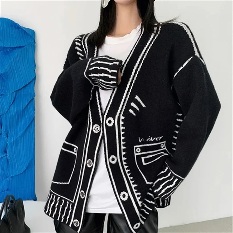 Black-And-White Sweater With a Sense Of Women\'s Niche Coat In Autumn And Winter New Loose Medium-Long Knitted Cardigan Jacket