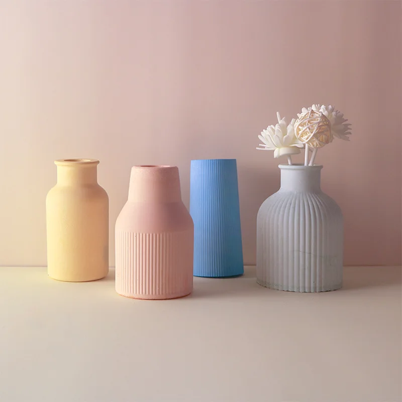 Vase Mold Plaster Stripe Vase Silicone Mold DIY Desktop Creative Aromatherapy Bottle Decoration Concrete Mold