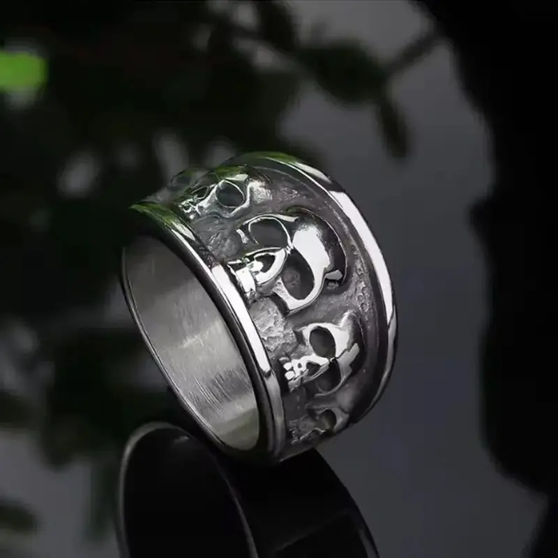 

New Hot Selling Classic Stainless steel Silver plated Punk Biker Skull Ring For Men Women Couple Jewelry Accessories Size 6-13