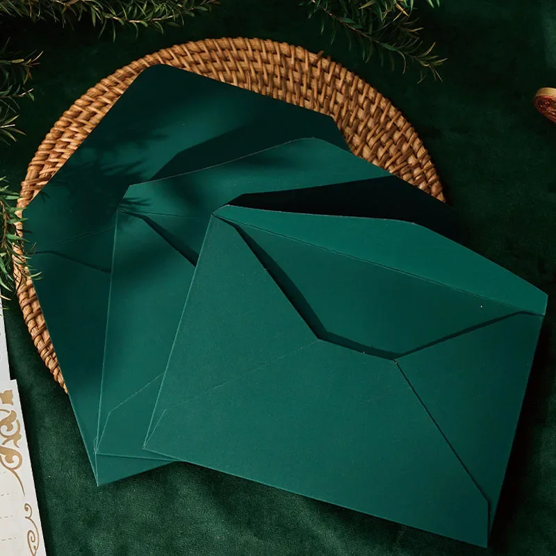 

30 шт. темно-зеленые конверты для свадебных приглашений, деловая высококачественная бумага, ретро-конверт, канцелярские принадлежности, упаковка для хранения