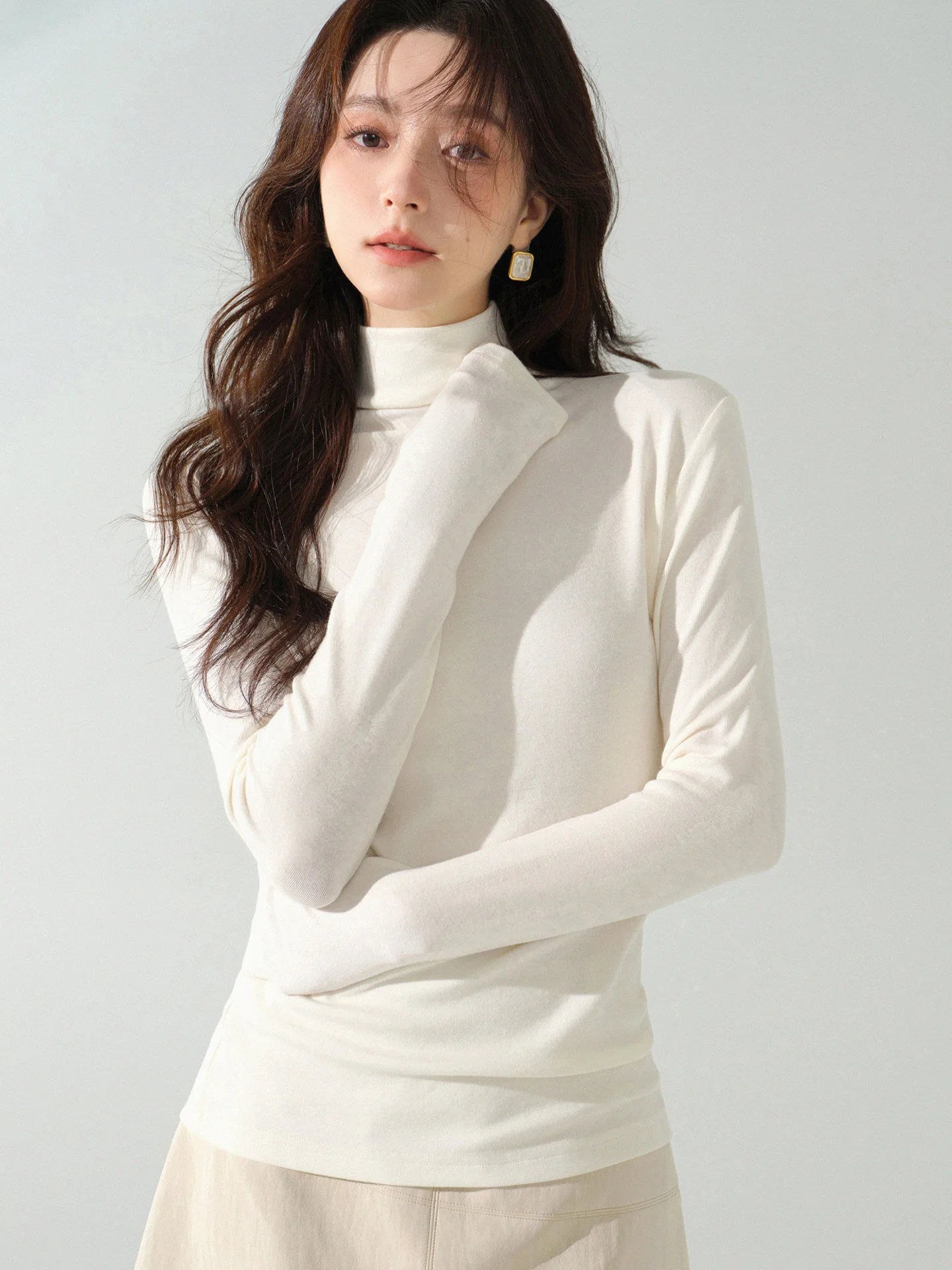 Wool Turtleneck Knit Top Women Slim Long Sleeve Base Layer Soft Stretch High Neck Sweater Elegant Minimalist Innerwear Autumn