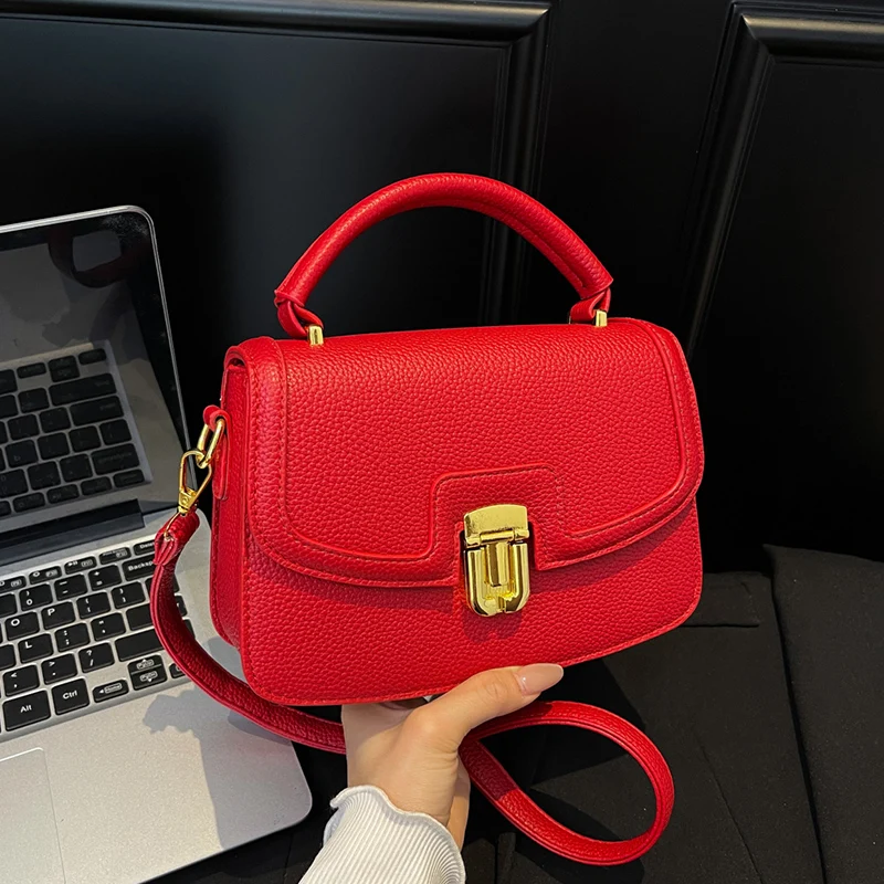 

Totes Bags Women Large Capacity Handbags Women PU Shoulder Messenger Bag Female 2025 Fashion Daily Totes Lady Elegant Handbags
