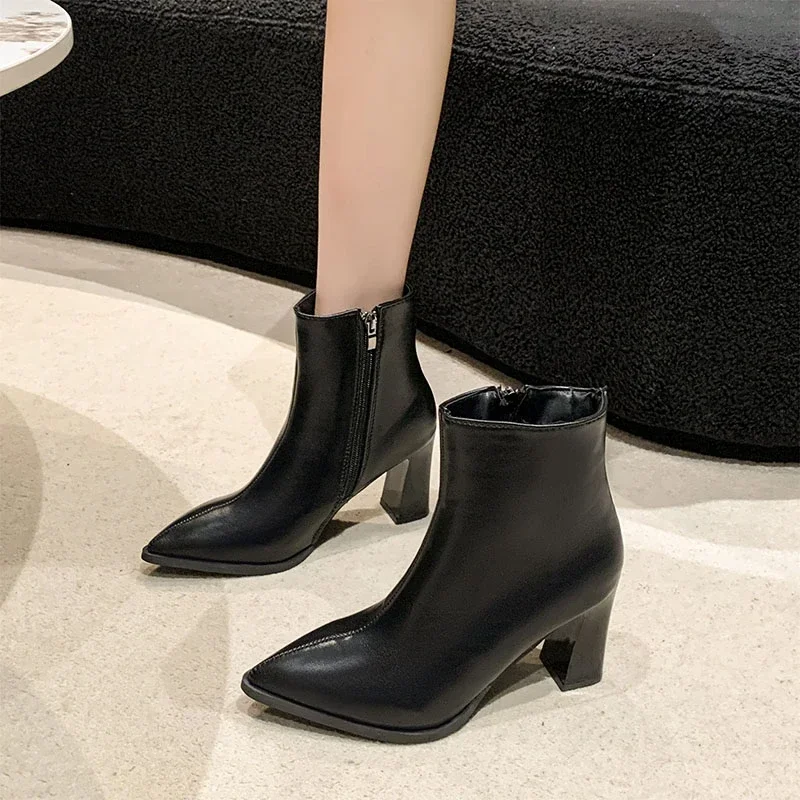 Bottes d'hiver polyvalentes pour femmes, chaussures confortables, fermeture à glissière latérale, talon optique, nouvelle mode, 2024