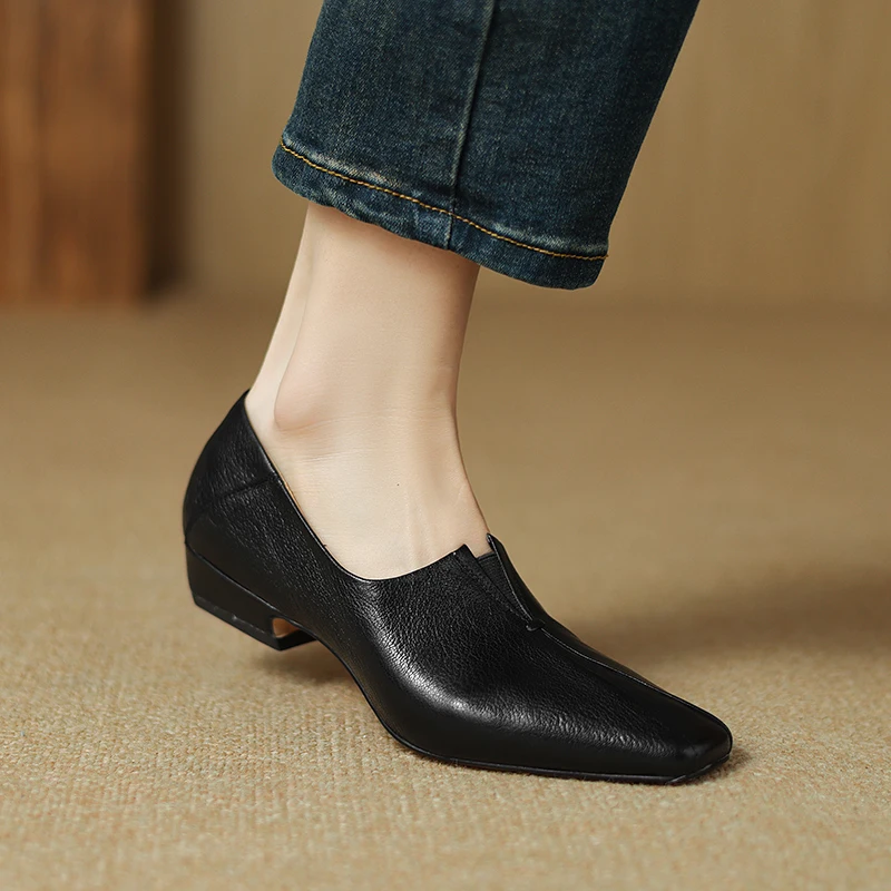 2024 New Arrival Soft Genuine Leather Women Heels Shoes Square Toe Comfortable Fashion Casual Low Heel Shoes Four Seasons Shoes