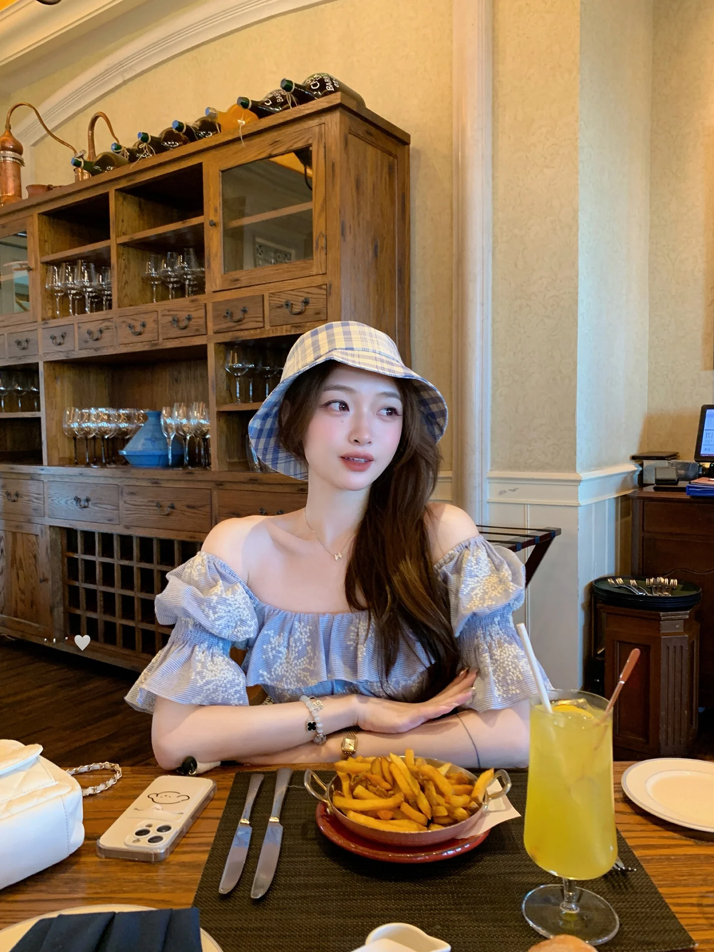 

ThePeachOfficial French Sle Cotton Bubble Sve Blouse with Lace Hem Loose Fit Breathable Sunscreen ort Sve Women's S...