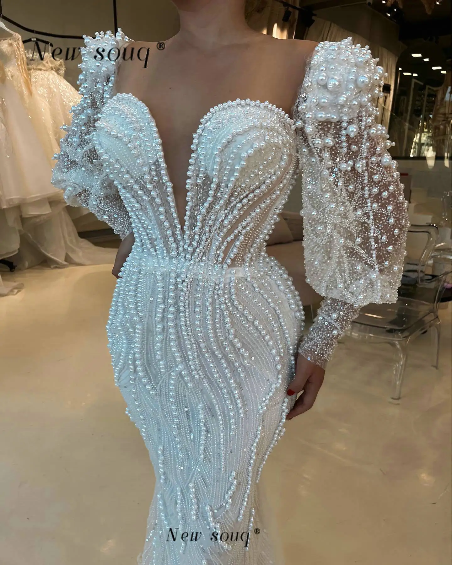 Vestidos de noche árabes elegantes de manga larga abombada, vestidos formales de sirena hasta el suelo con perlas y escote en V profundo sexys para bodas