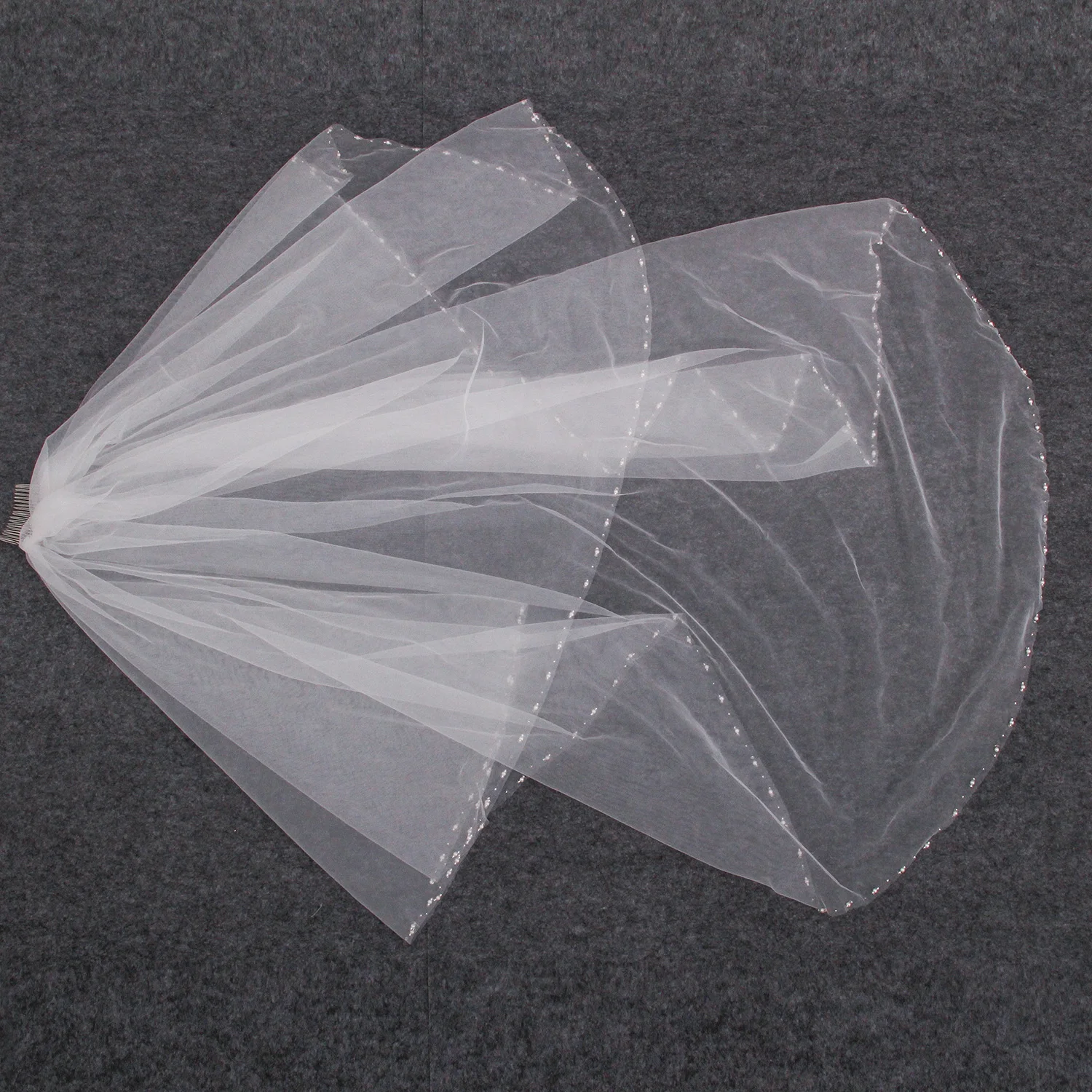 Nzuk 2 Tier Bridal Veils Kralen Bruiloft Sluier Korte Met Parel Rand Super Zachte Bruid Te Sluier Showedding Jurk accessoires