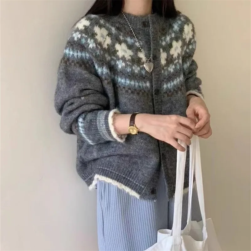 Women Crew Neck Floral Fair Isle Jacquard Single Breasted Loose Long Sleeve Knit Cardigan