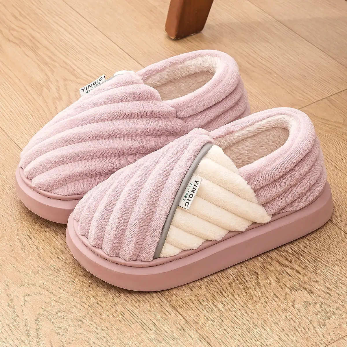 

Cotton shoes winter 202424 new indoor home anti-slip warm home cover heel soft bottom wool slippers women