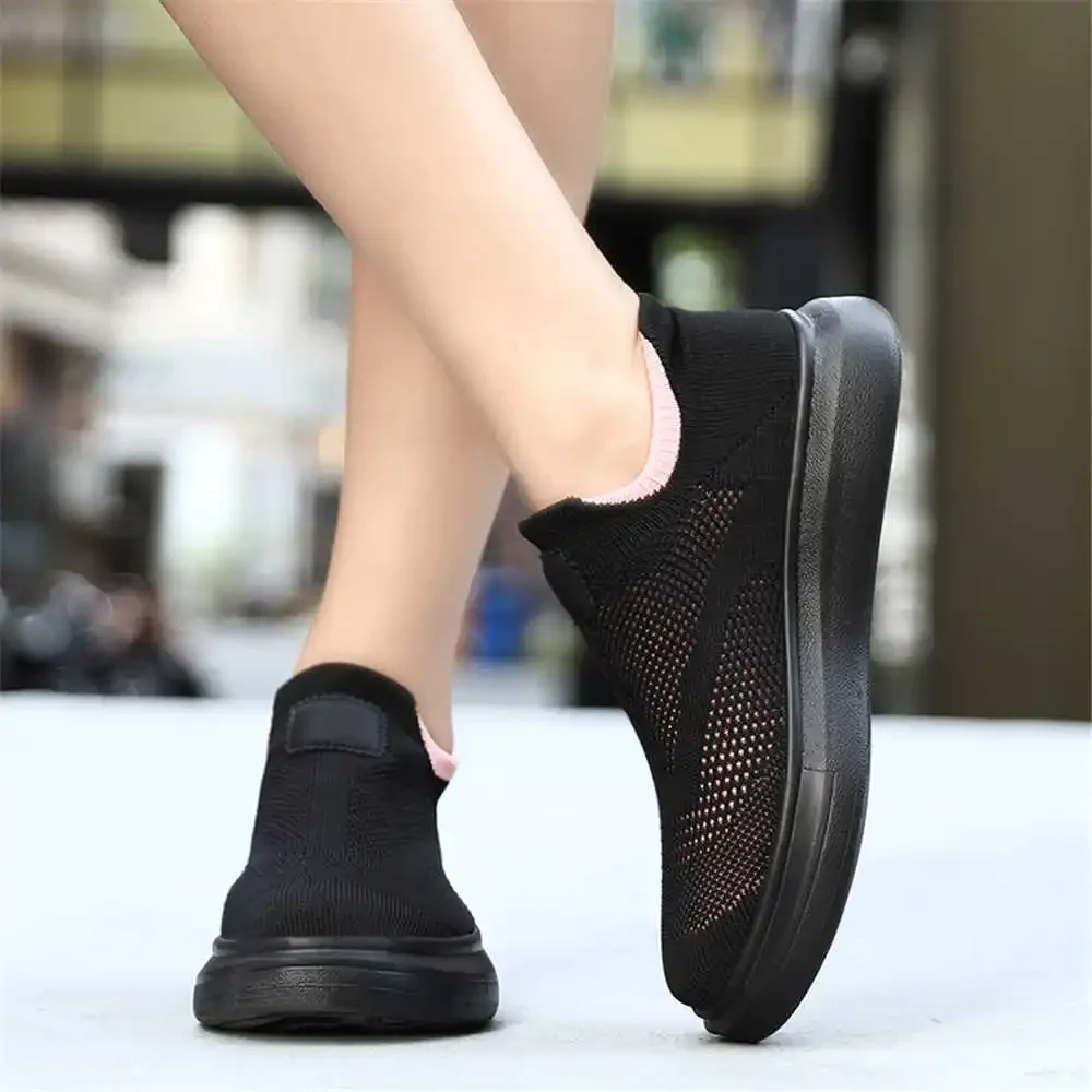 Slip On Without Laces Women's Plus Size Boots Flats Sneakers 42 Size Luxury Brand Shoes Sport Ternis Character Losfers