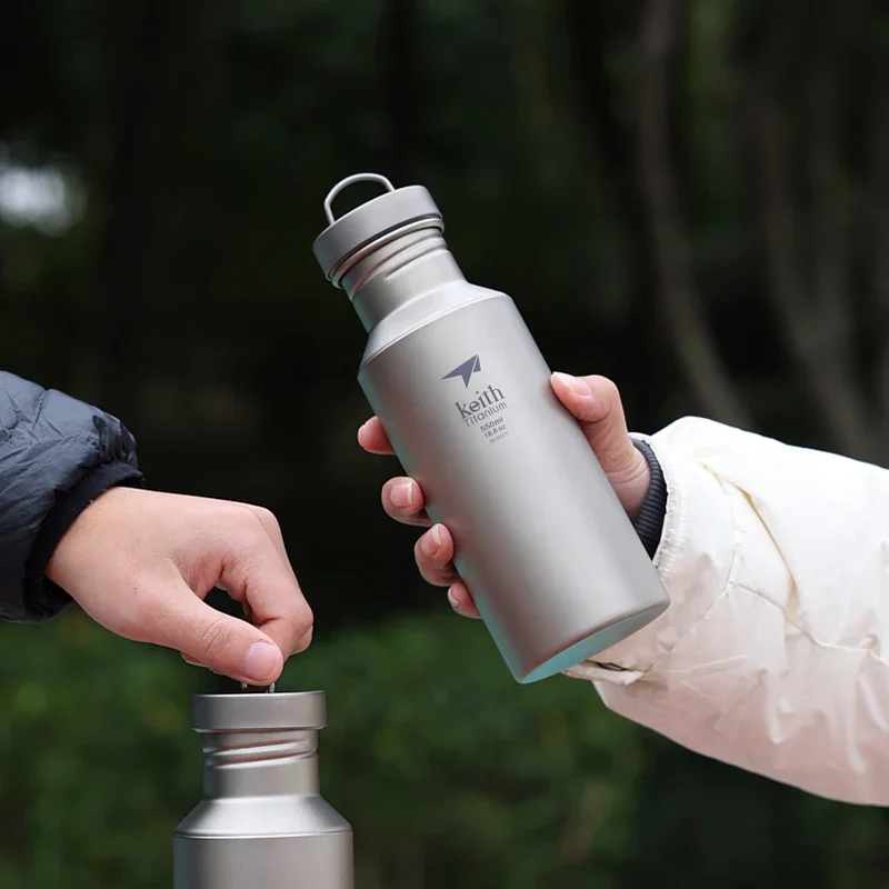 

Keith Pure Titanium Water Bottle Lightweigh Outdoor Sport Picnic Travel Camping Bottle Leak-proof with Bag 400ml / 550ml /700ml