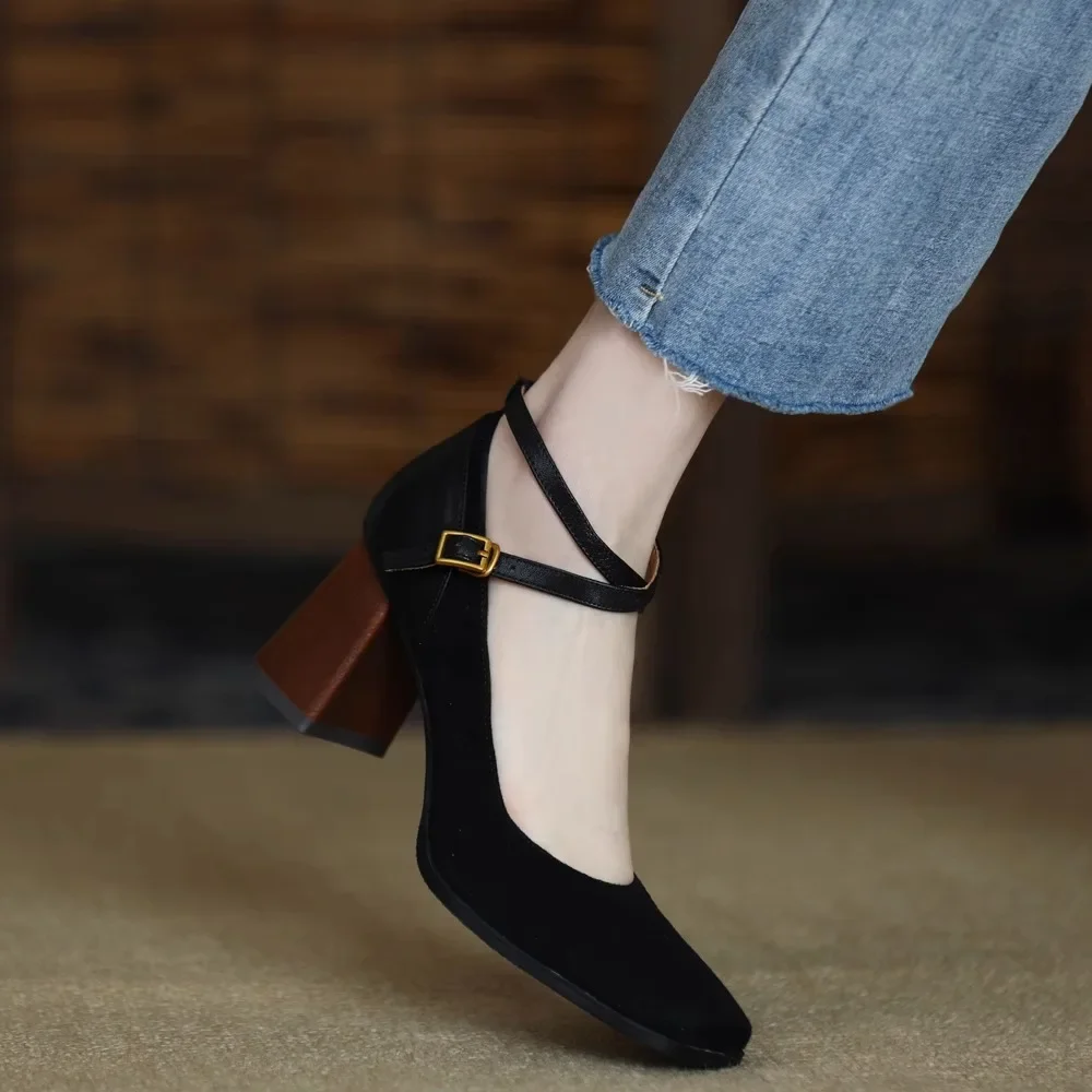 2023 Spring and Autumn New Fashion Square Toe Thick Heel Retro Matte Sexy Trendy Cross Buckle Women\'s Shoes