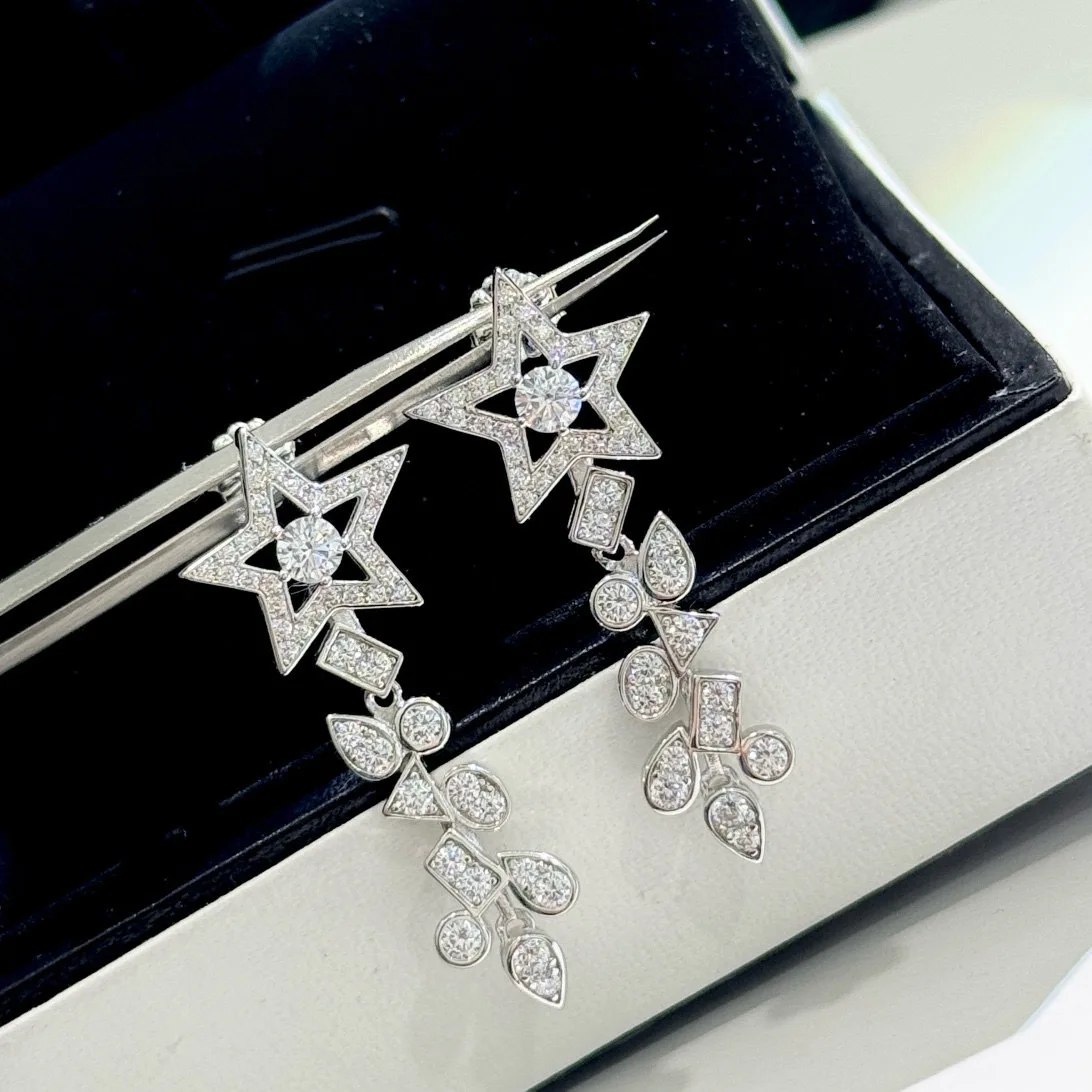 

S925 Silver Star Tassel Precision High Grade Full Diamond Radiant Earrings Attending Banquet Accessories