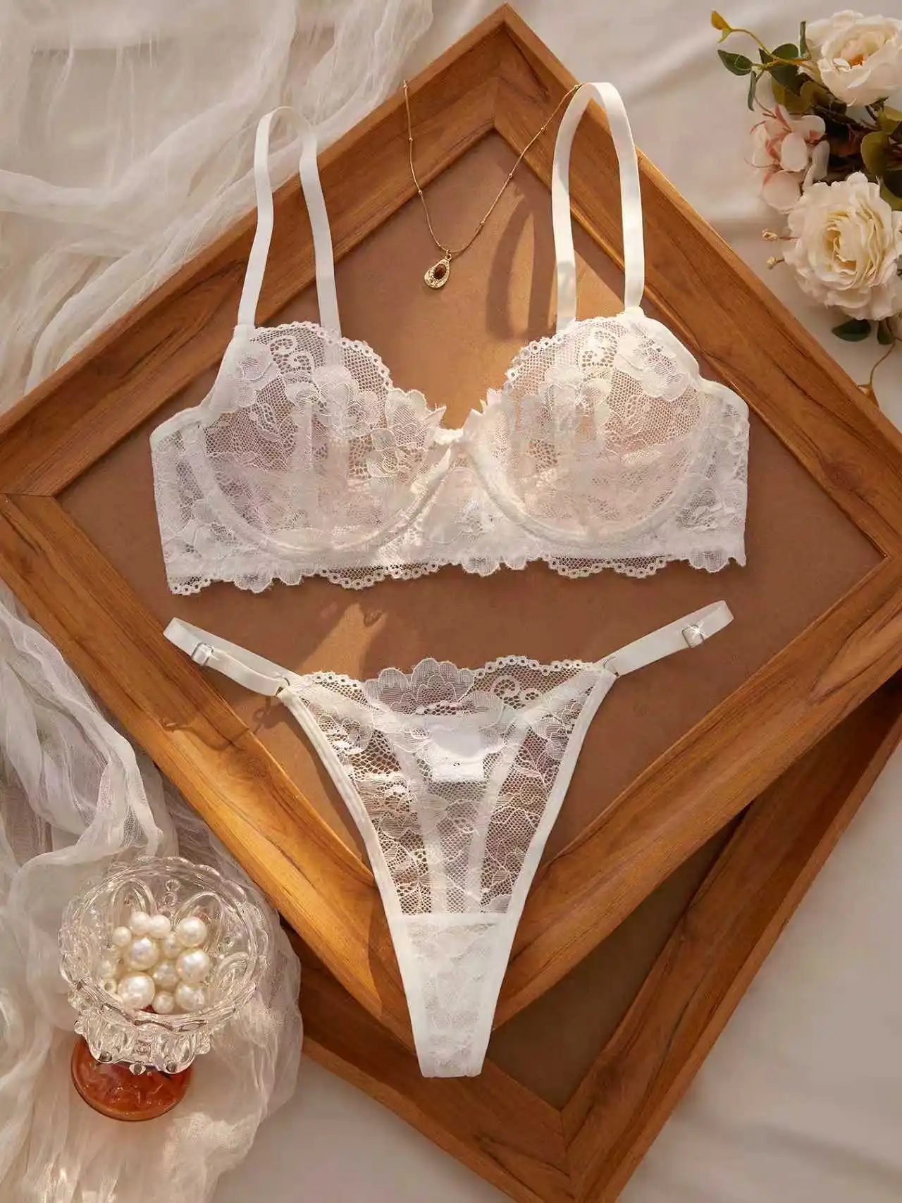 Sexy Spitzen-Blumen-Unterwäsche-Set Damen Ultra-Dünnes BH-Set 2-teiliges BH- und Höschen-Set für Damen. – Detail 6