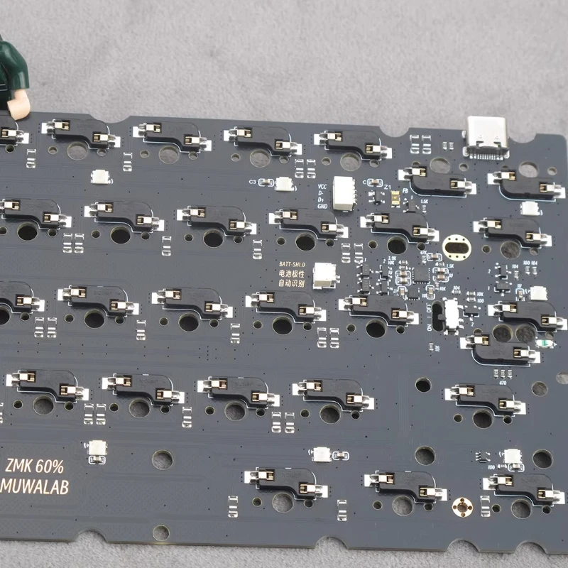 

Механическая клавиатура ZMK60/GH60, изготовленная на заказ печатная плата с возможностью горячей замены, Bluetooth, двухрежимная, 7U, пространство HHKB, сверхдолгий срок службы батареи для геймеров, сделай сам