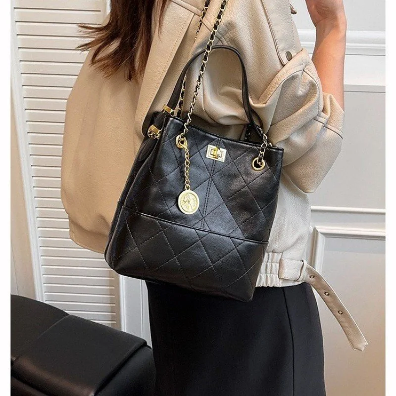 

Милый детский рюкзак с героями мультфильмов, легкий водонепроницаемый школьный рюкзак с удобными карманами на плечевых ремнях