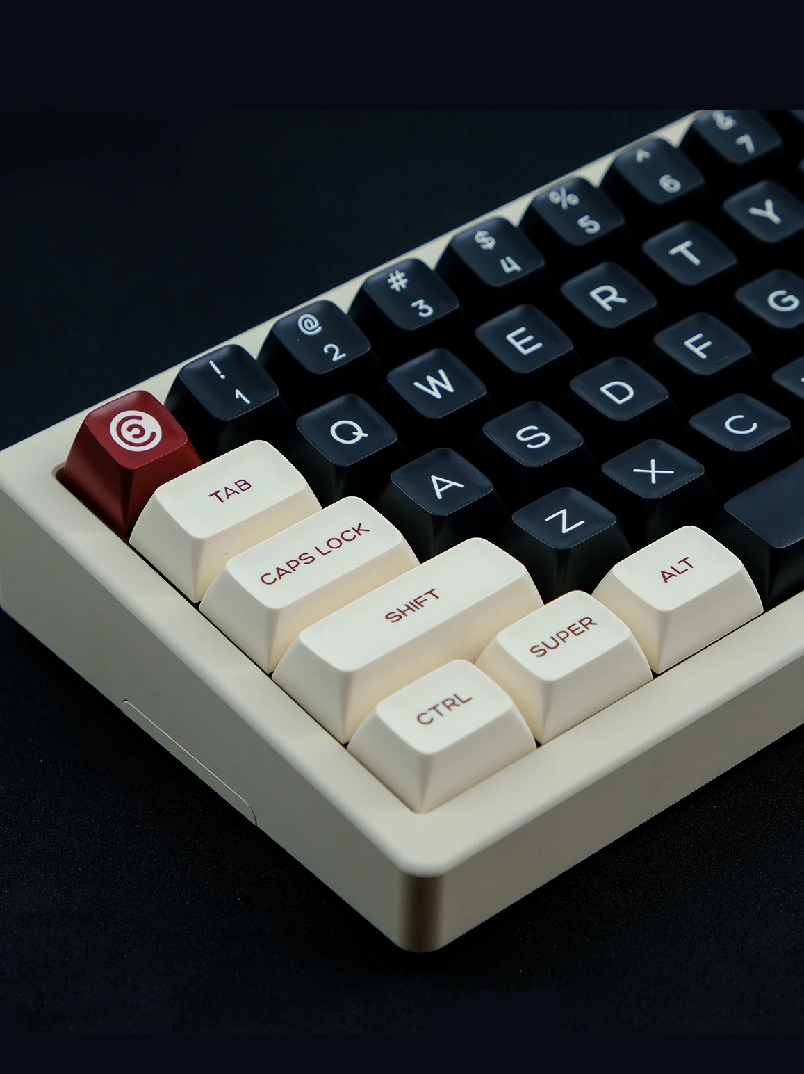 PBT Roman keycap QXA height two-color large full set of SA non-SA adaptation 6875/87/98/108, etc