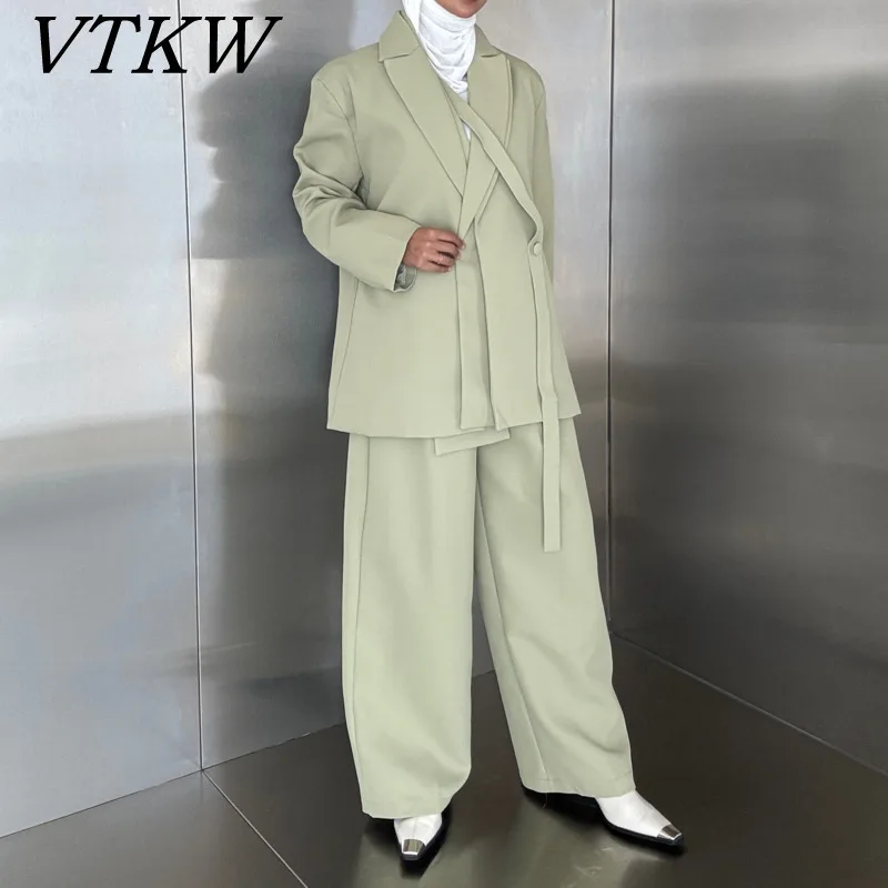 

VTKW Solid Color One-button Versatile Design Women's Blazer For 2025 Spring. High-quality Loose Long Two-piece Set.