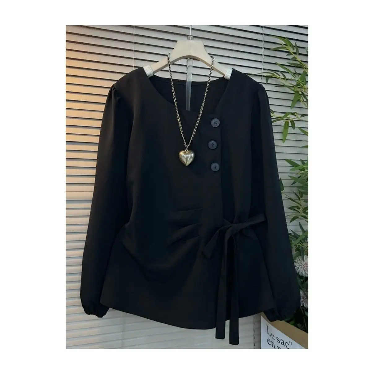 Retro Long-sleeved Shirt for Women in Spring and Autumn, Large Size Slanted Collar Irregular Lace-up Top