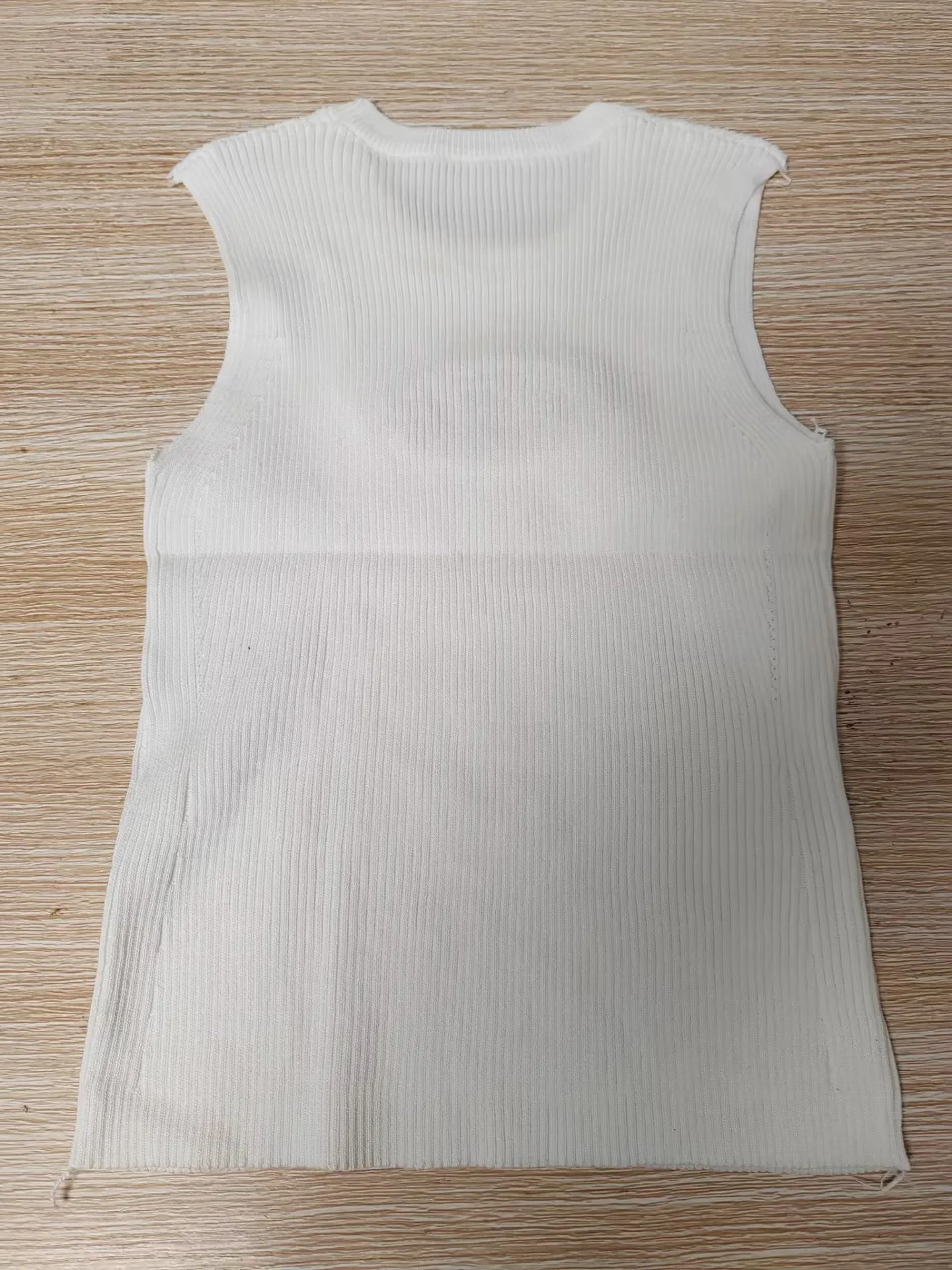 New Fashion Knitted Slim Fit Sleeveless Round Neck Solid Color T-shirt For Women,Black And White,Have Real Pictures