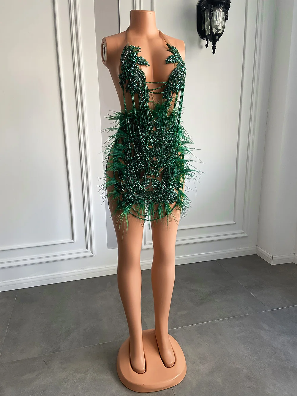 Abiti da compleanno da donna con diamanti verde scuro scintillanti di lusso Sexy See Through Black Girls Feather Black Girl Short Prom Dresses 2023