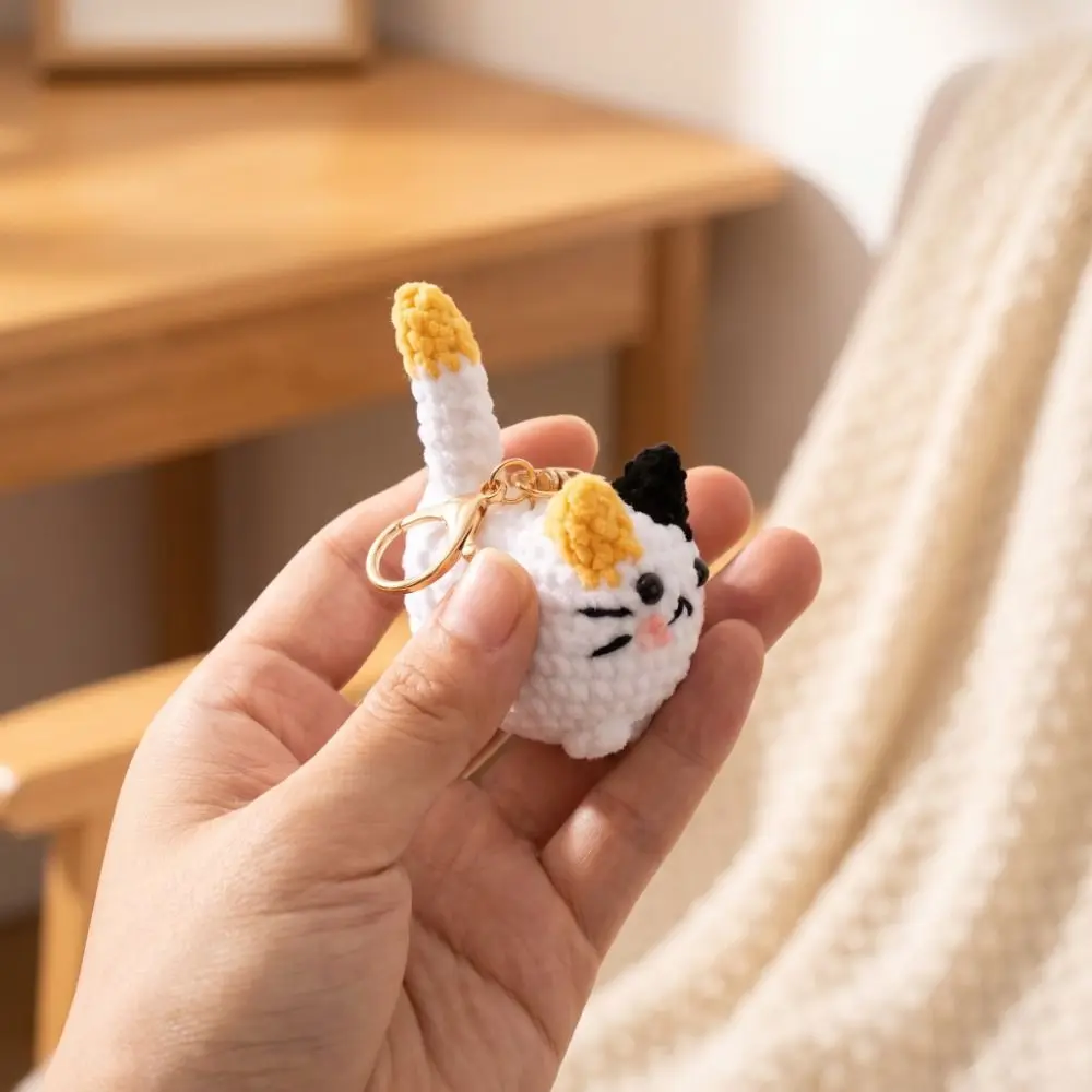 Creative Handmaking Crochet Kitten Keyrings Knitting Cartoon Handwoven Cat Pendant Animal Kawaii Cat Key Chain Bag Decor