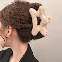 Star Shape Plush Hair Claw Elegant Acrylic Hairpins Faux Fur Hair Clip Barrette Crab Headwear for Women Girls Hair Accessories